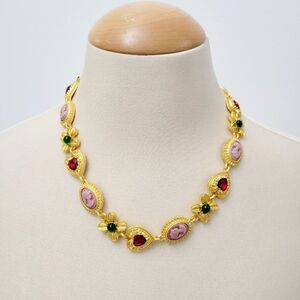 Brand New Gold Tone Victorian Style Necklace